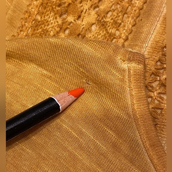 Max Jeans long sleeve mustard blouse - Picture 8 of 8